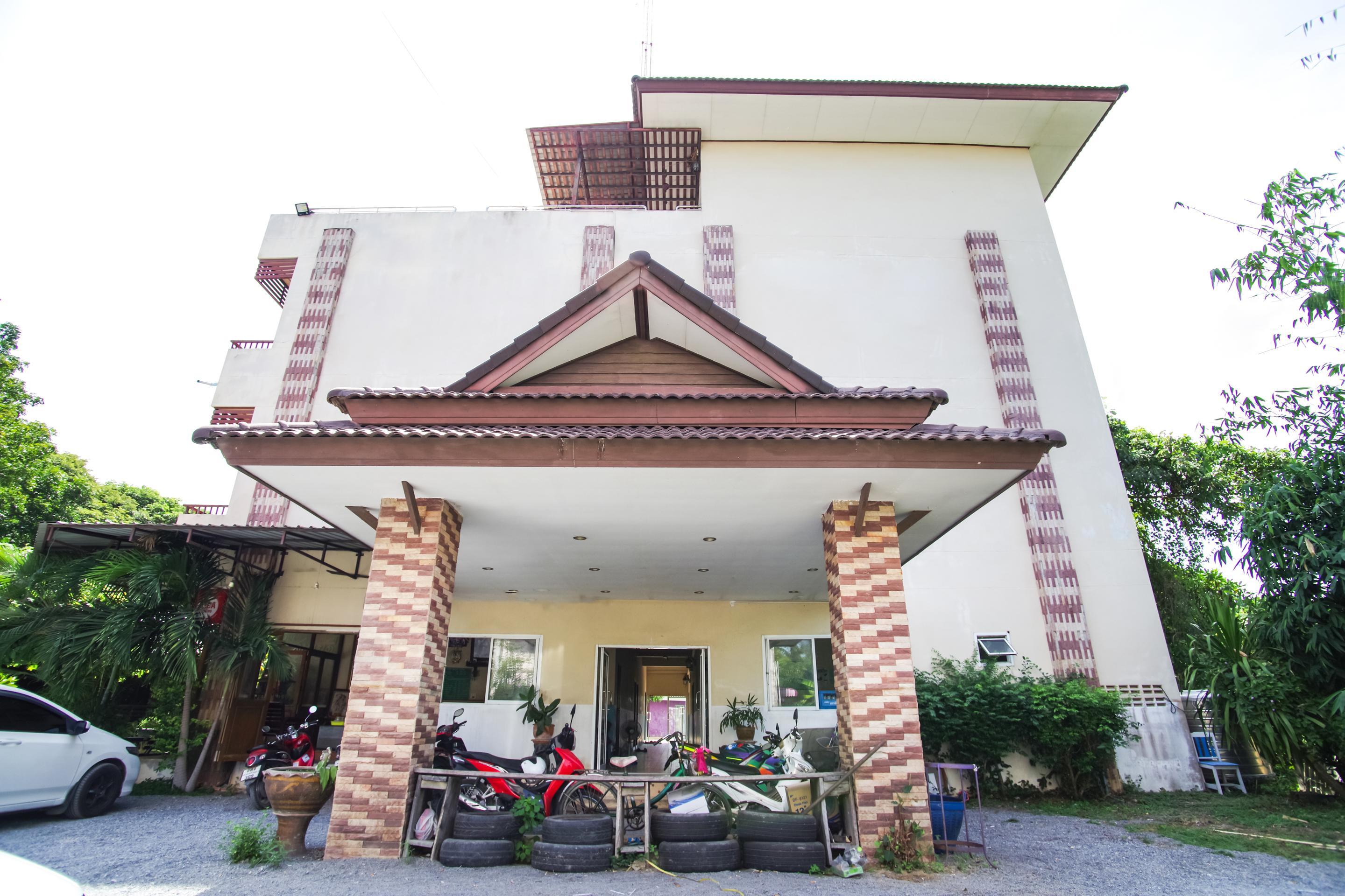 Oyo 384 Ban Sabaidee Hotel Phra Nakhon Si Ayutthaya Exterior foto