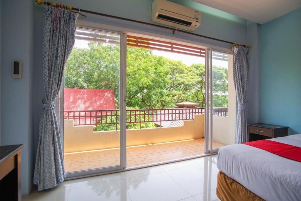 Oyo 384 Ban Sabaidee Hotel Phra Nakhon Si Ayutthaya Exterior foto