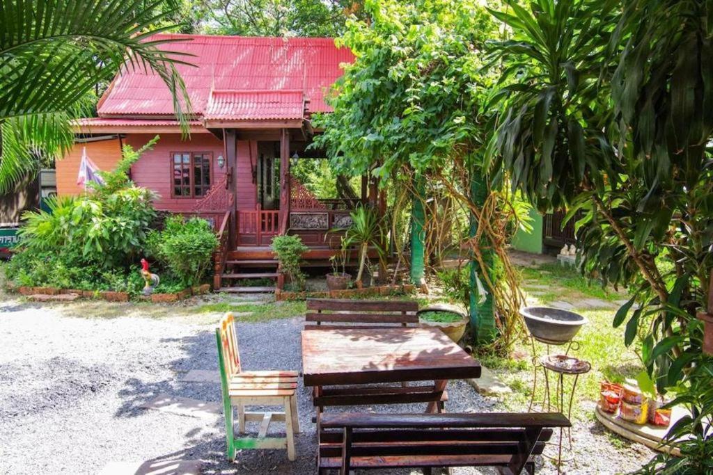 Oyo 384 Ban Sabaidee Hotel Phra Nakhon Si Ayutthaya Exterior foto