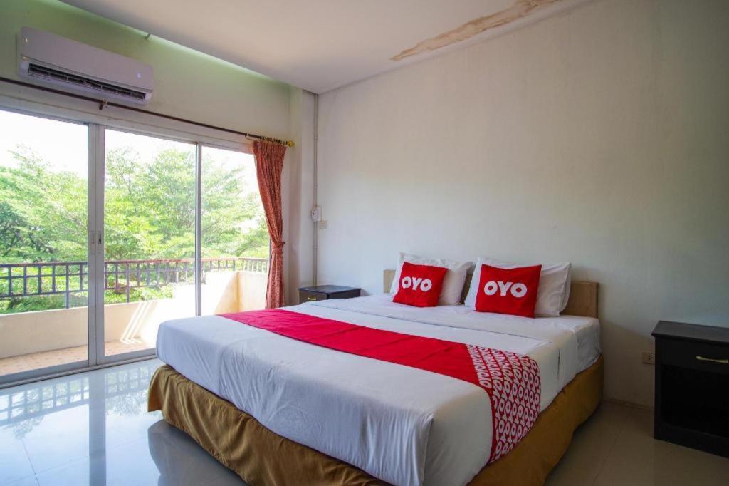Oyo 384 Ban Sabaidee Hotel Phra Nakhon Si Ayutthaya Exterior foto